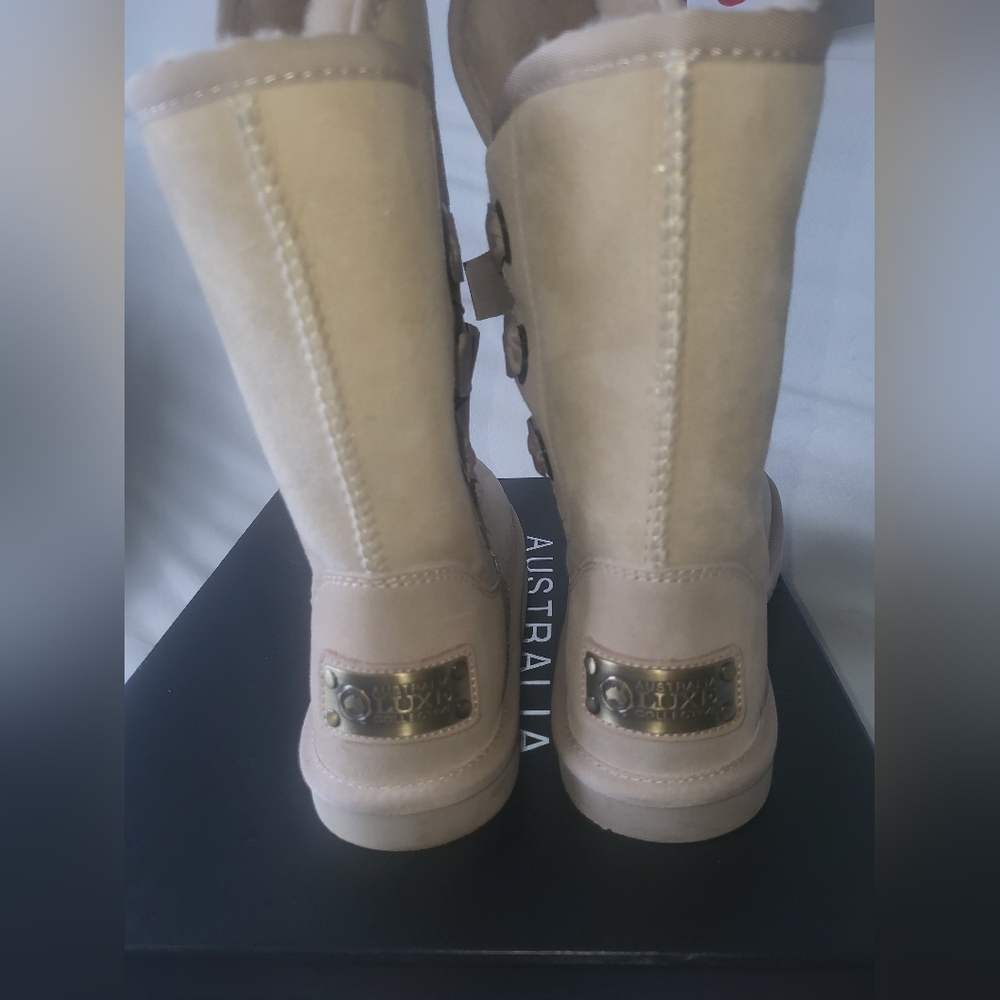 Australia Luxe Collective Cream Lace-Up Winter Boots - Picture 3 of 9